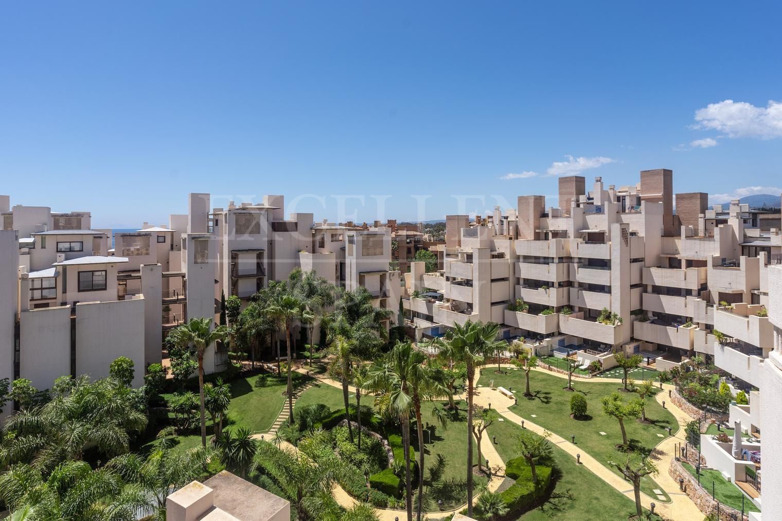 Penthouse in Bahia de la Plata, Estepona