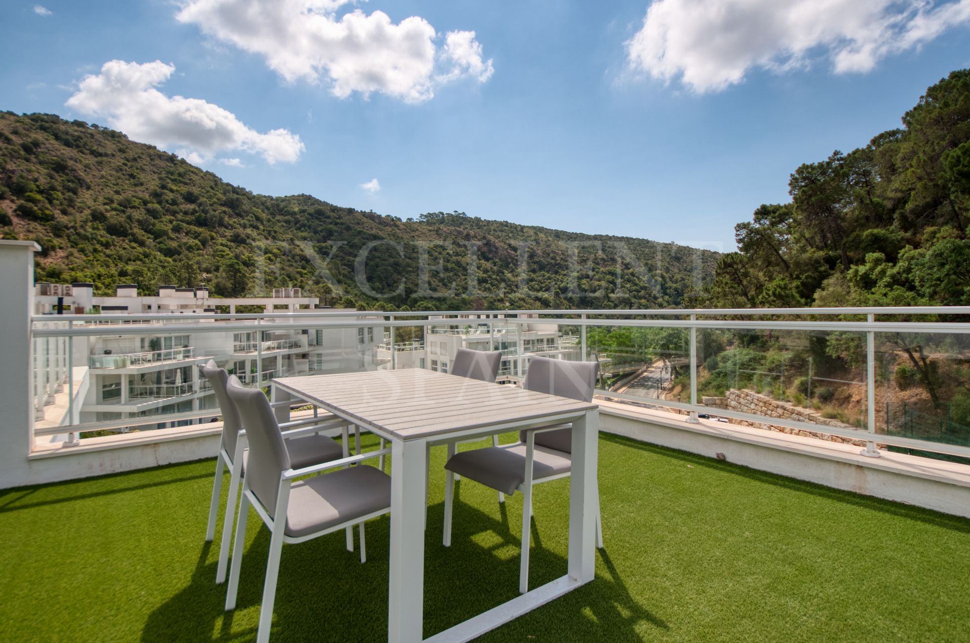 Penthouse in Riverside, Benahavis