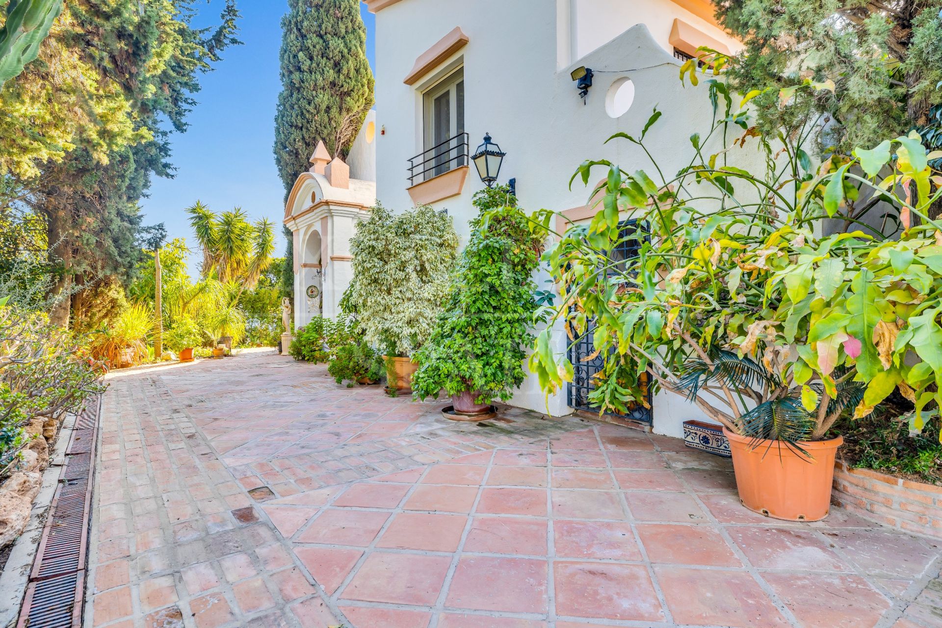 Villa in Selwo, Estepona