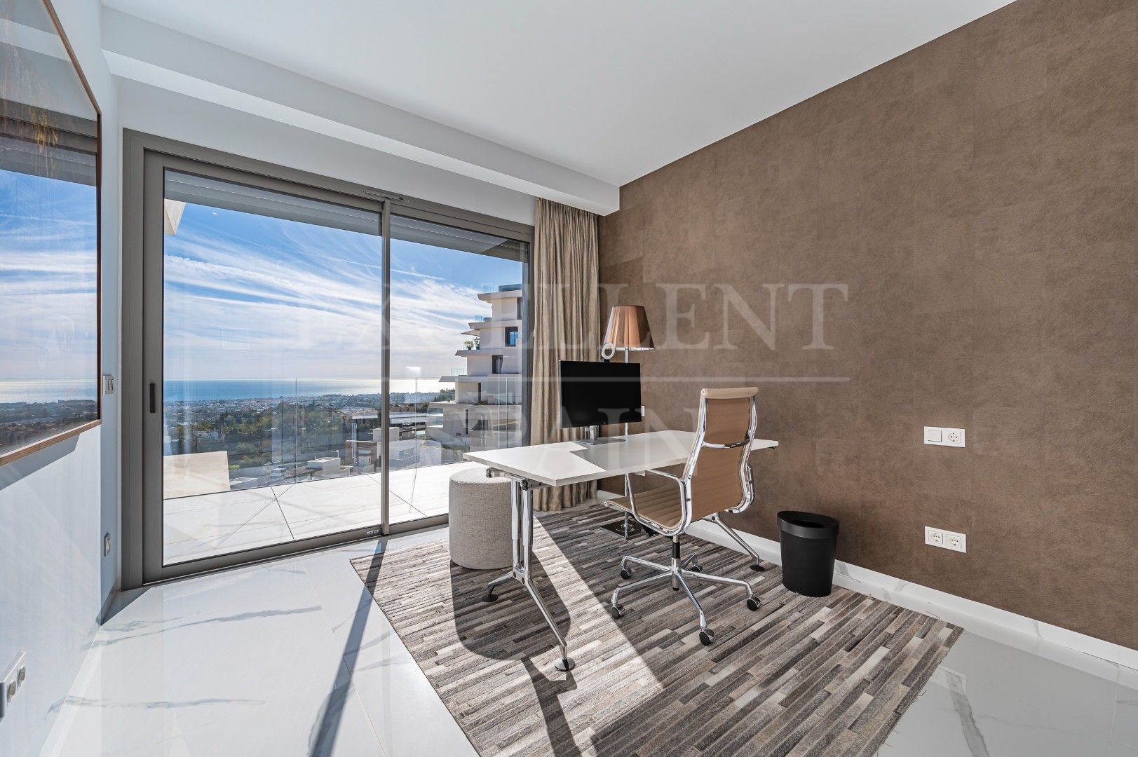 Apartamento en Byu Hills, Benahavis