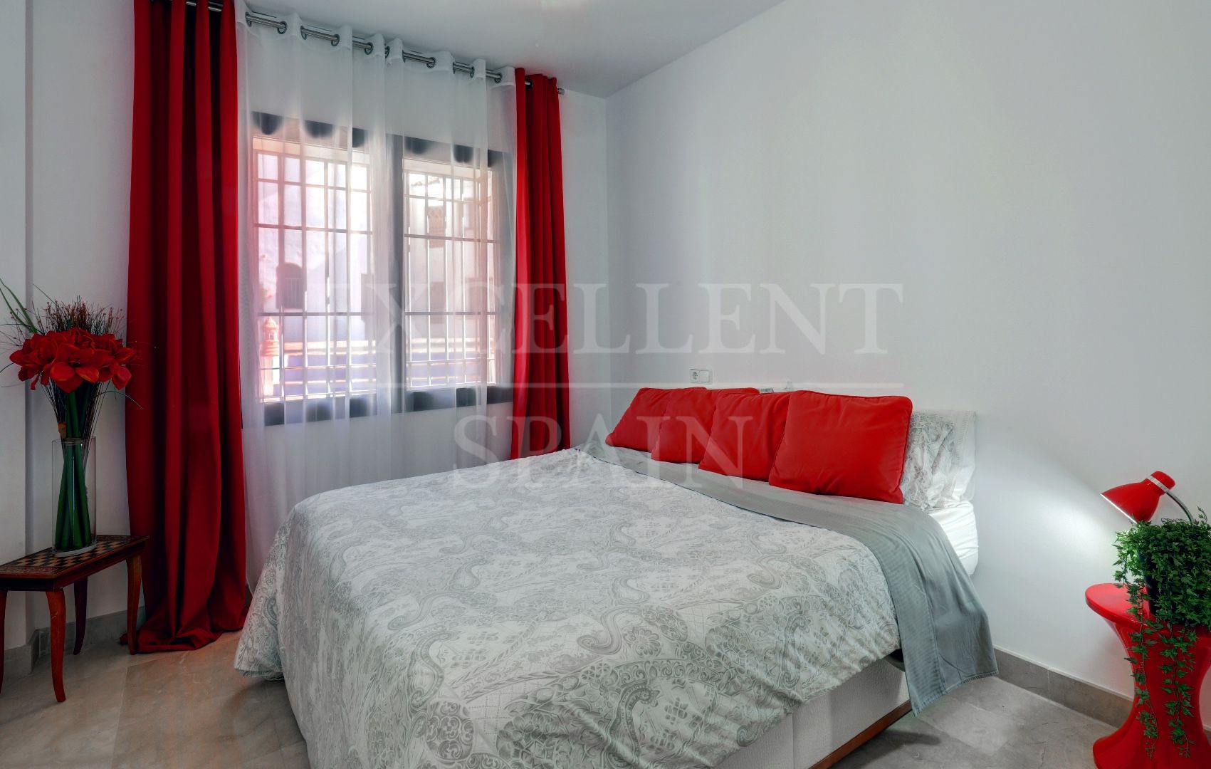 Apartamento en Los Arqueros, Benahavis