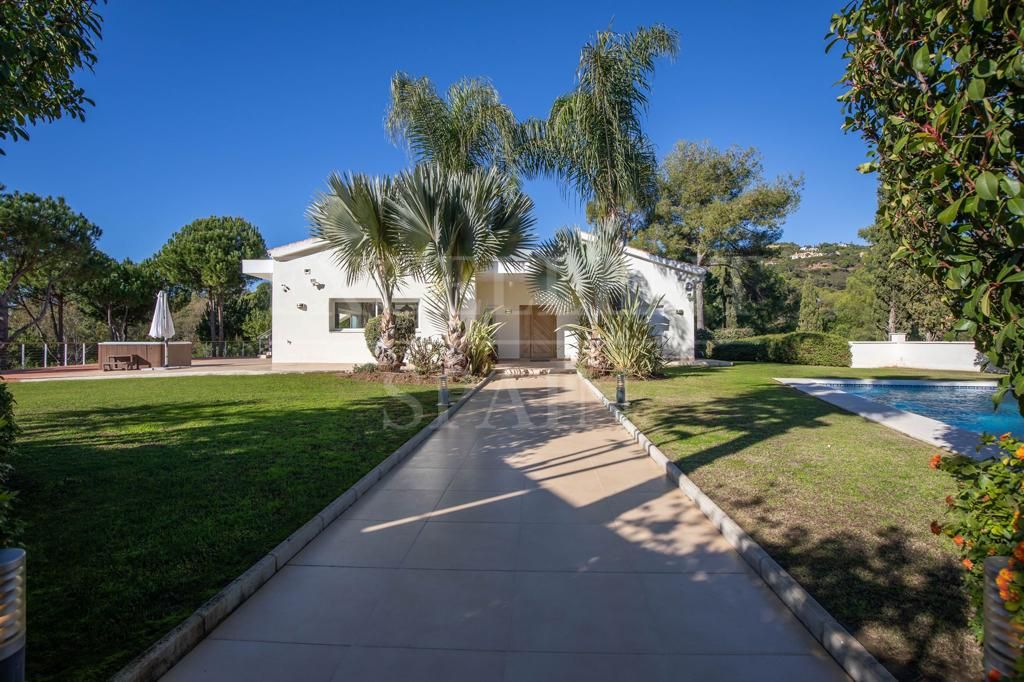 Villa en El Madroñal, Benahavis