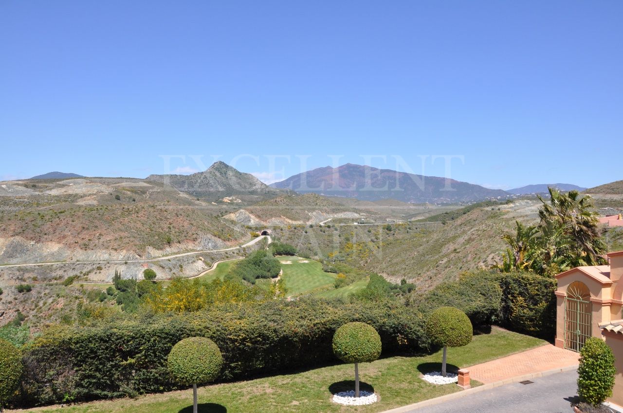 Appartement in Four Seasons, Benahavis