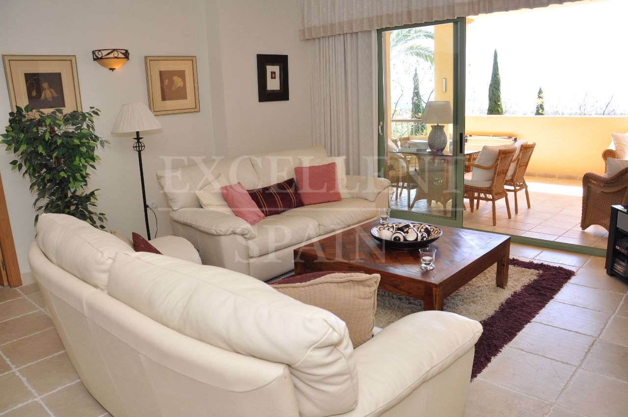 Apartamento en Four Seasons, Benahavis