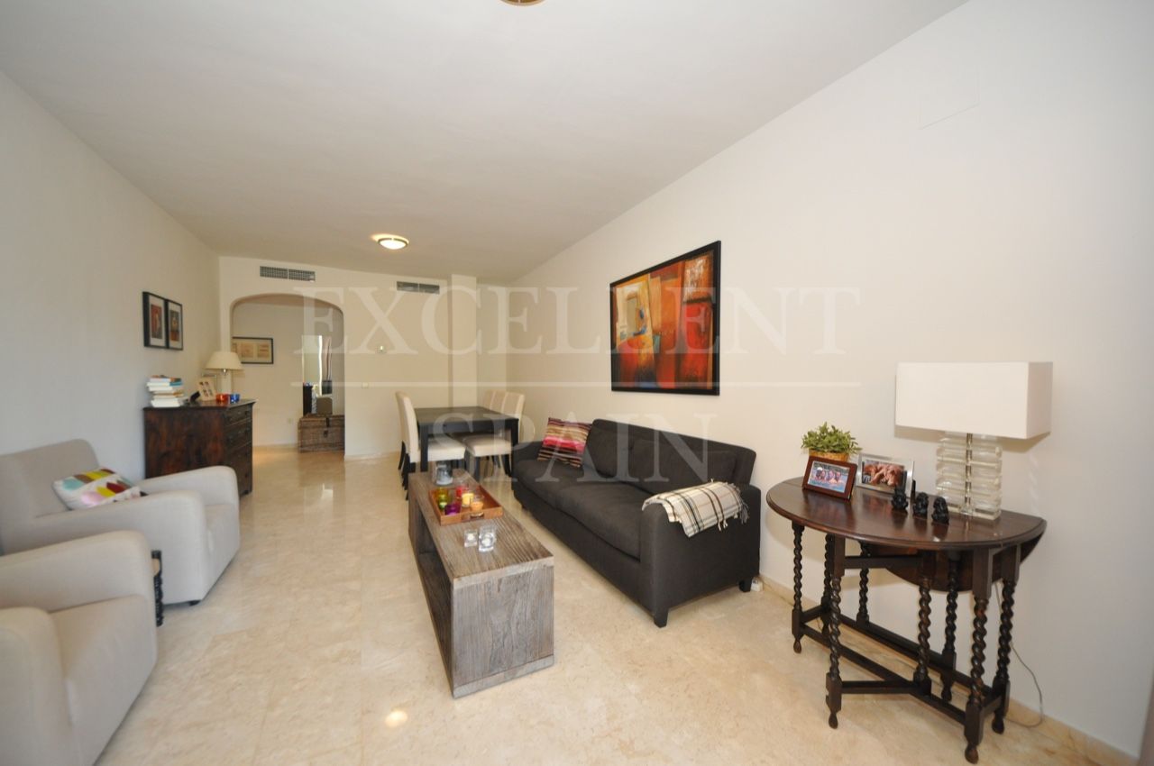 Appartement begane grond in Costalita, Estepona