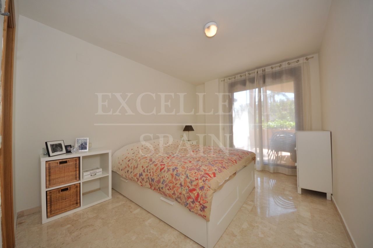 Appartement begane grond in Costalita, Estepona