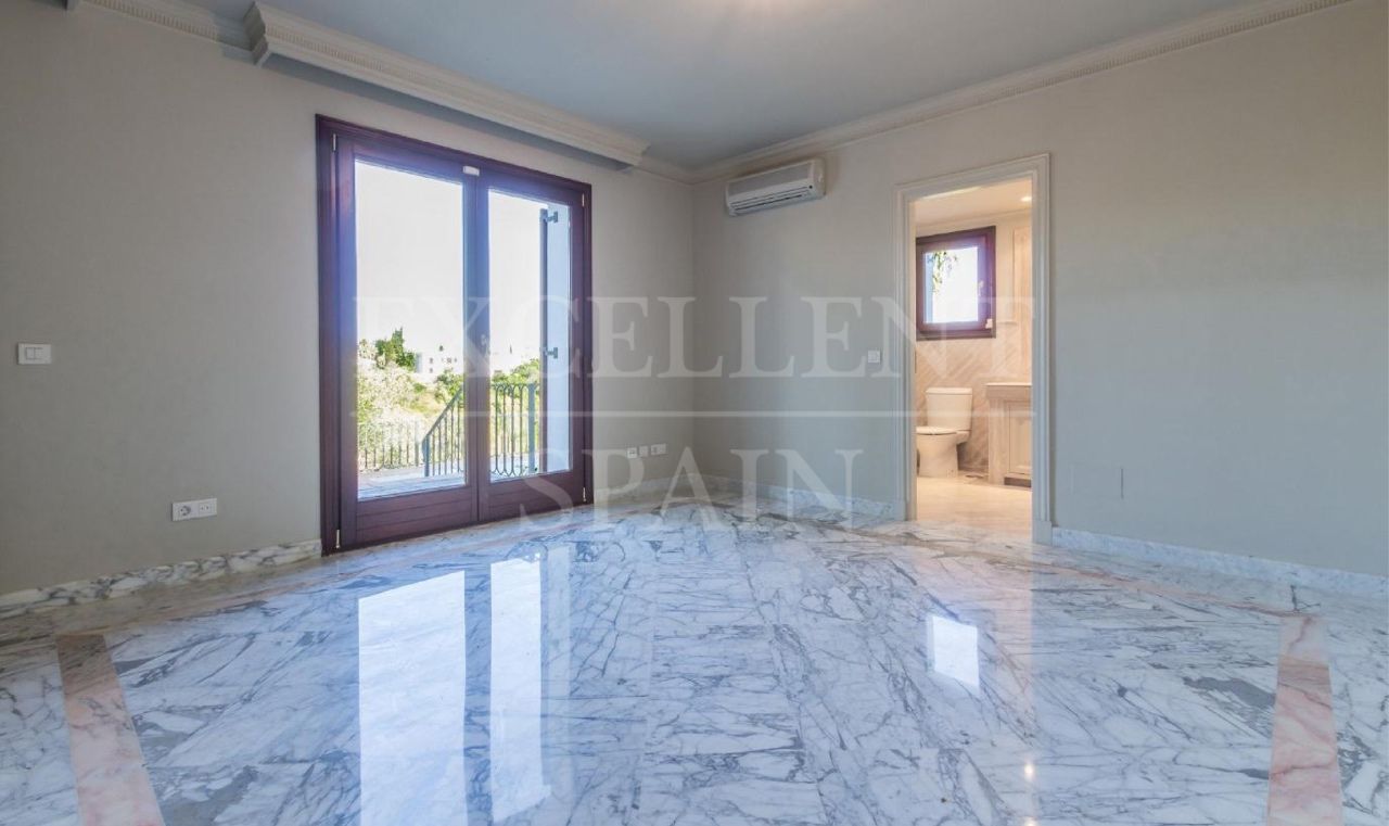 Villa in Monte Paraiso Country Club, Marbella Goldene Meile