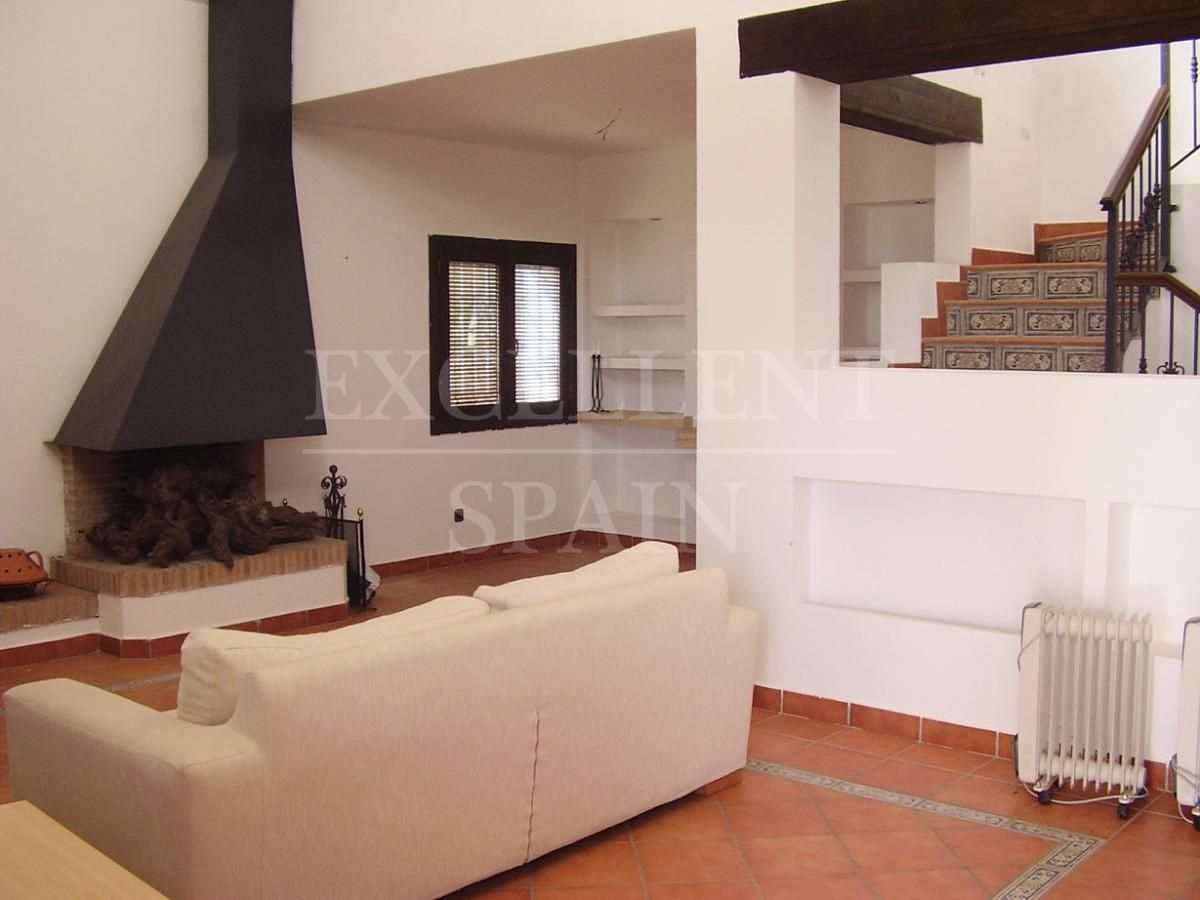 Villa in Casares