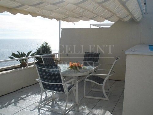 Penthouse in Los Granados Playa, Estepona