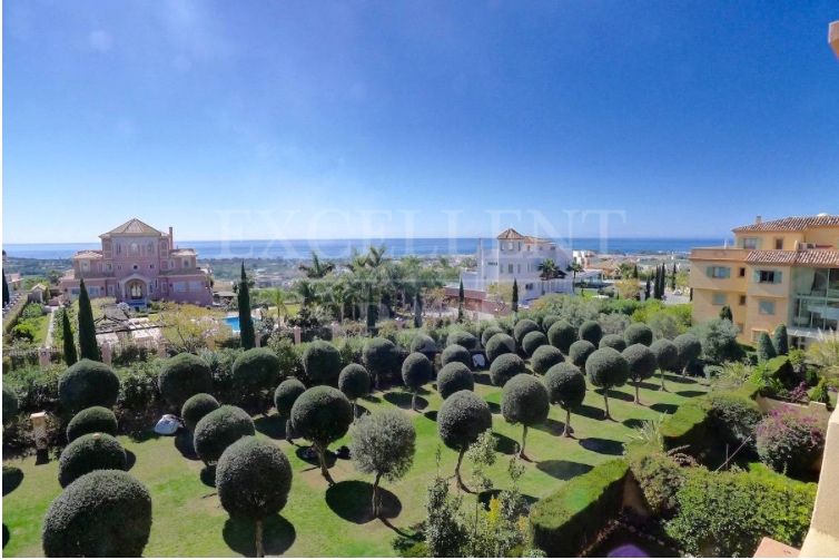 Penthouse in Four Seasons, Benahavis