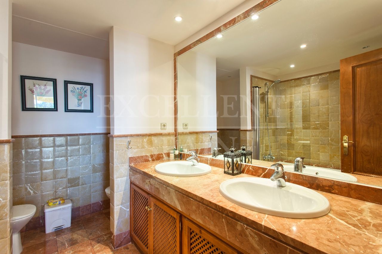 Apartamento Planta Baja en La Quinta, Benahavis