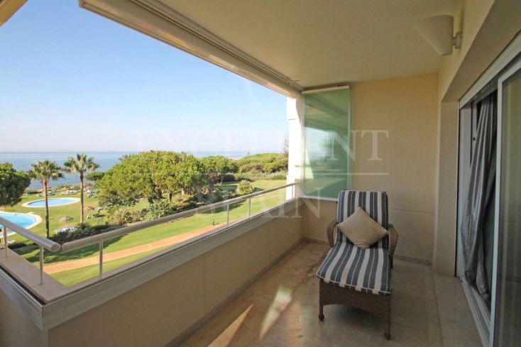 Apartment in Los Granados de Cabopino, Marbella East