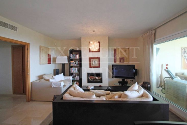 Apartment in Los Granados de Cabopino, Marbella East