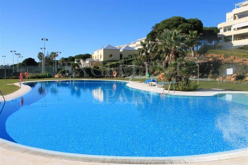 Apartamento en Los Granados de Cabopino, Marbella Este