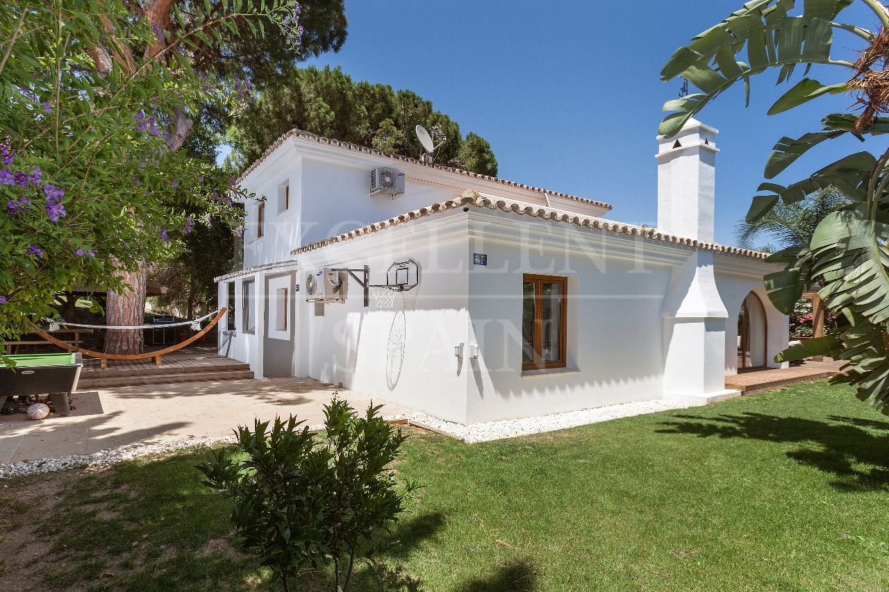 Villa in Elviria, Marbella Ost