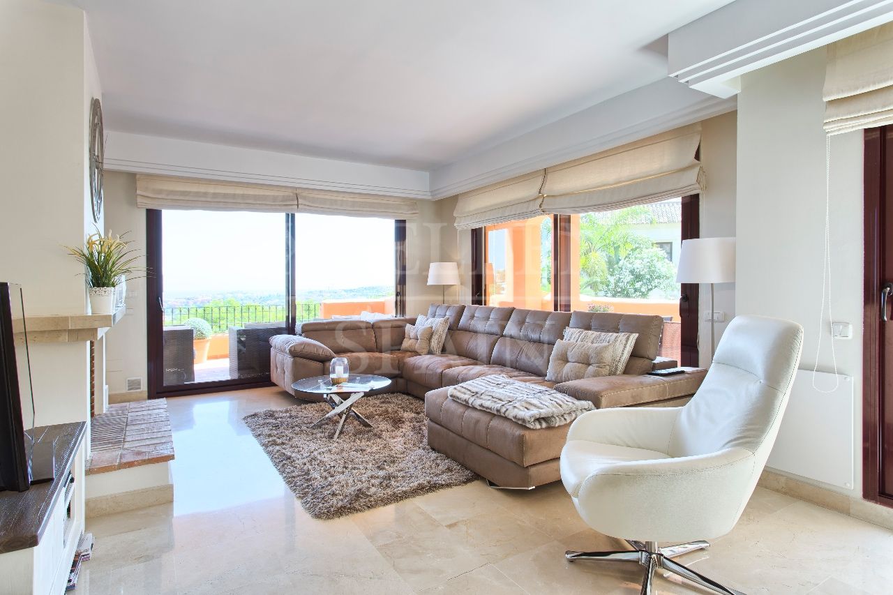 Appartement in Puerto del Almendro, Benahavis