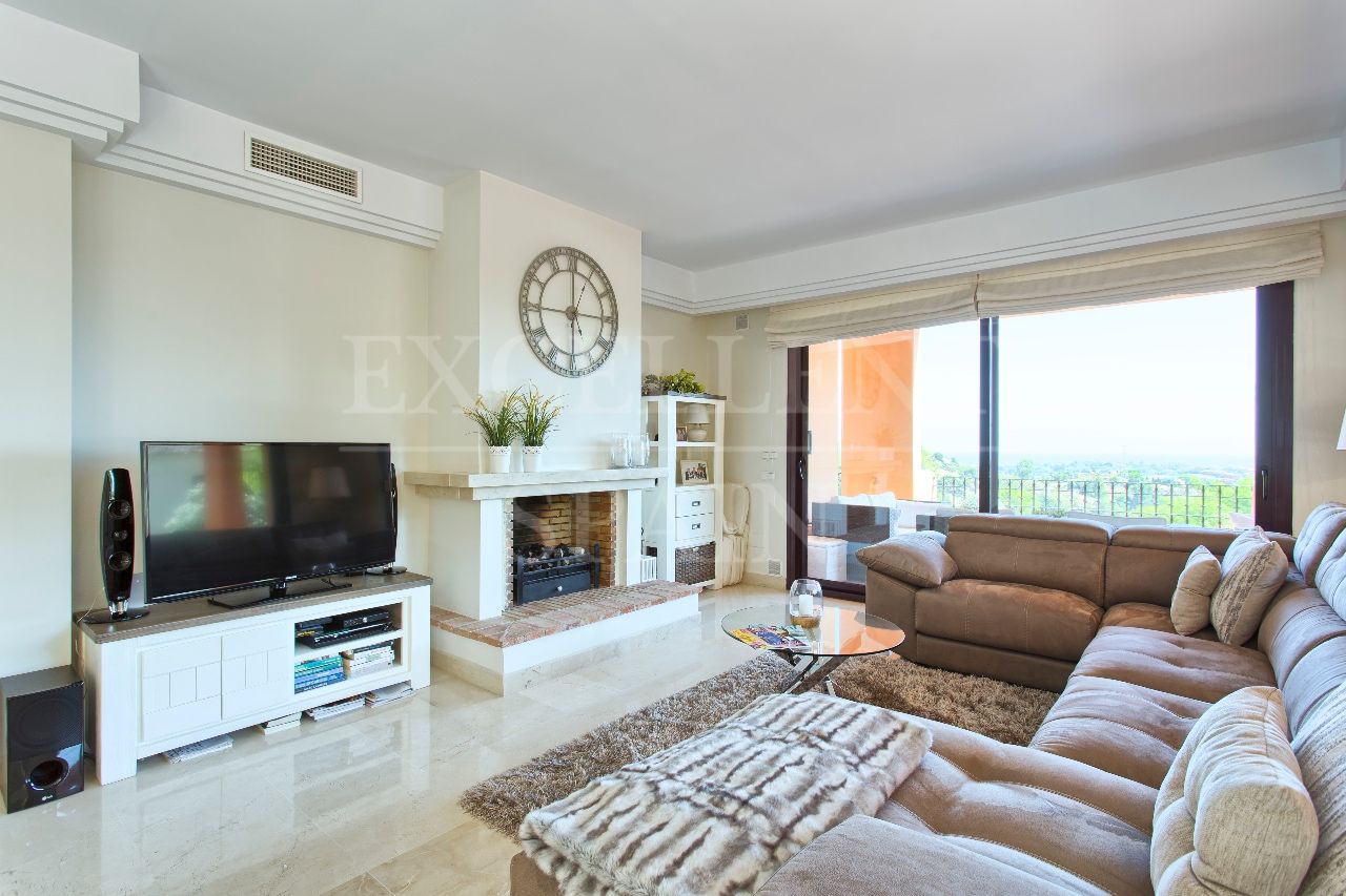 Appartement in Puerto del Almendro, Benahavis