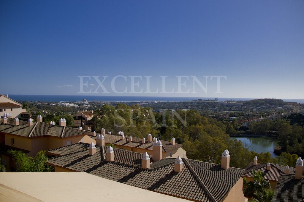 Penthouse in Vista Real, Nueva Andalucia