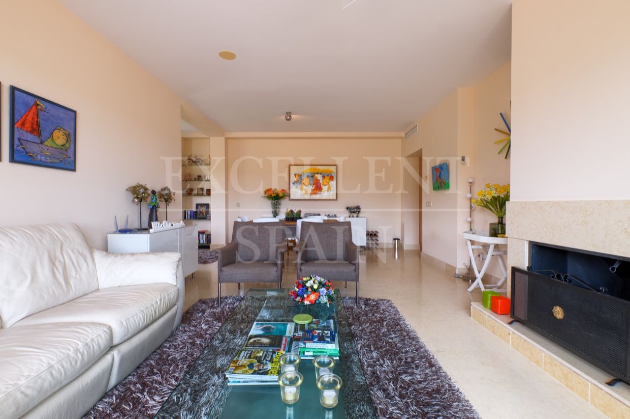 Penthouse in Los Capanes del Golf, Benahavis