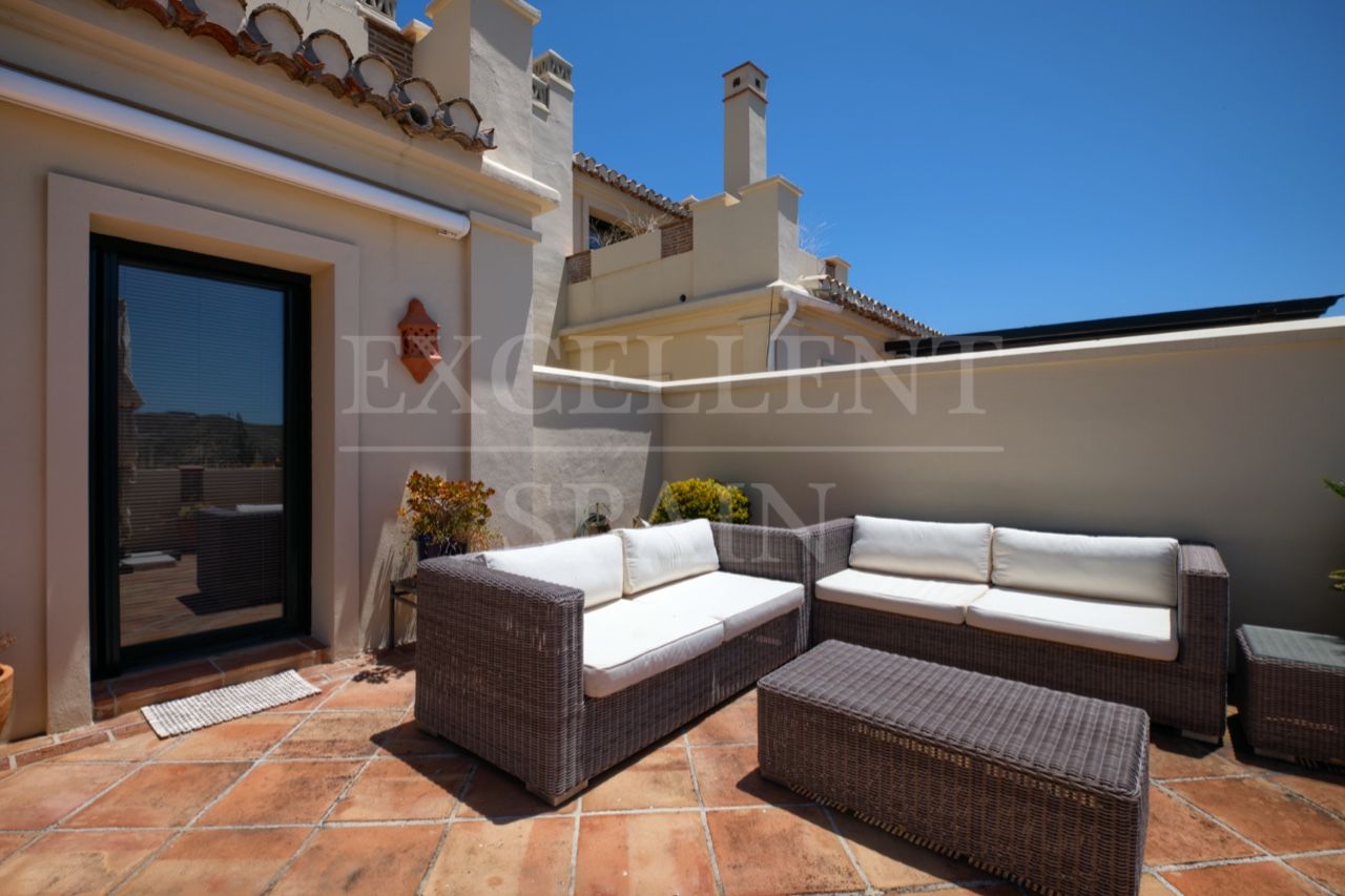 Penthouse in Los Capanes del Golf, Benahavis