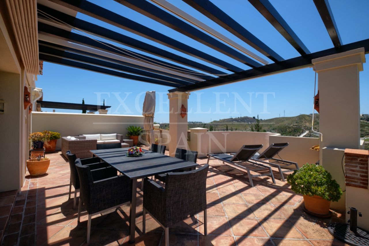 Penthouse in Los Capanes del Golf, Benahavis