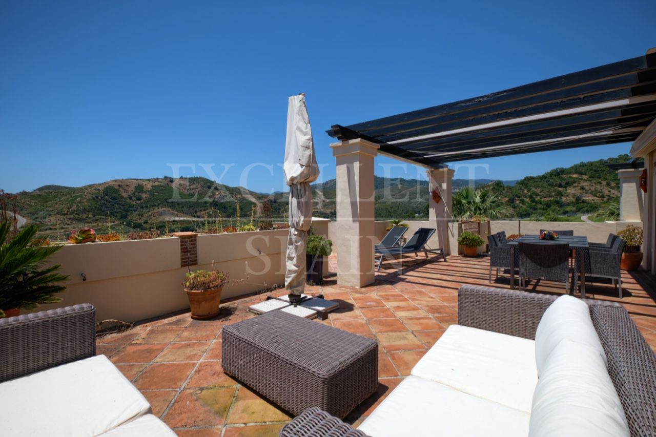 Penthouse in Los Capanes del Golf, Benahavis