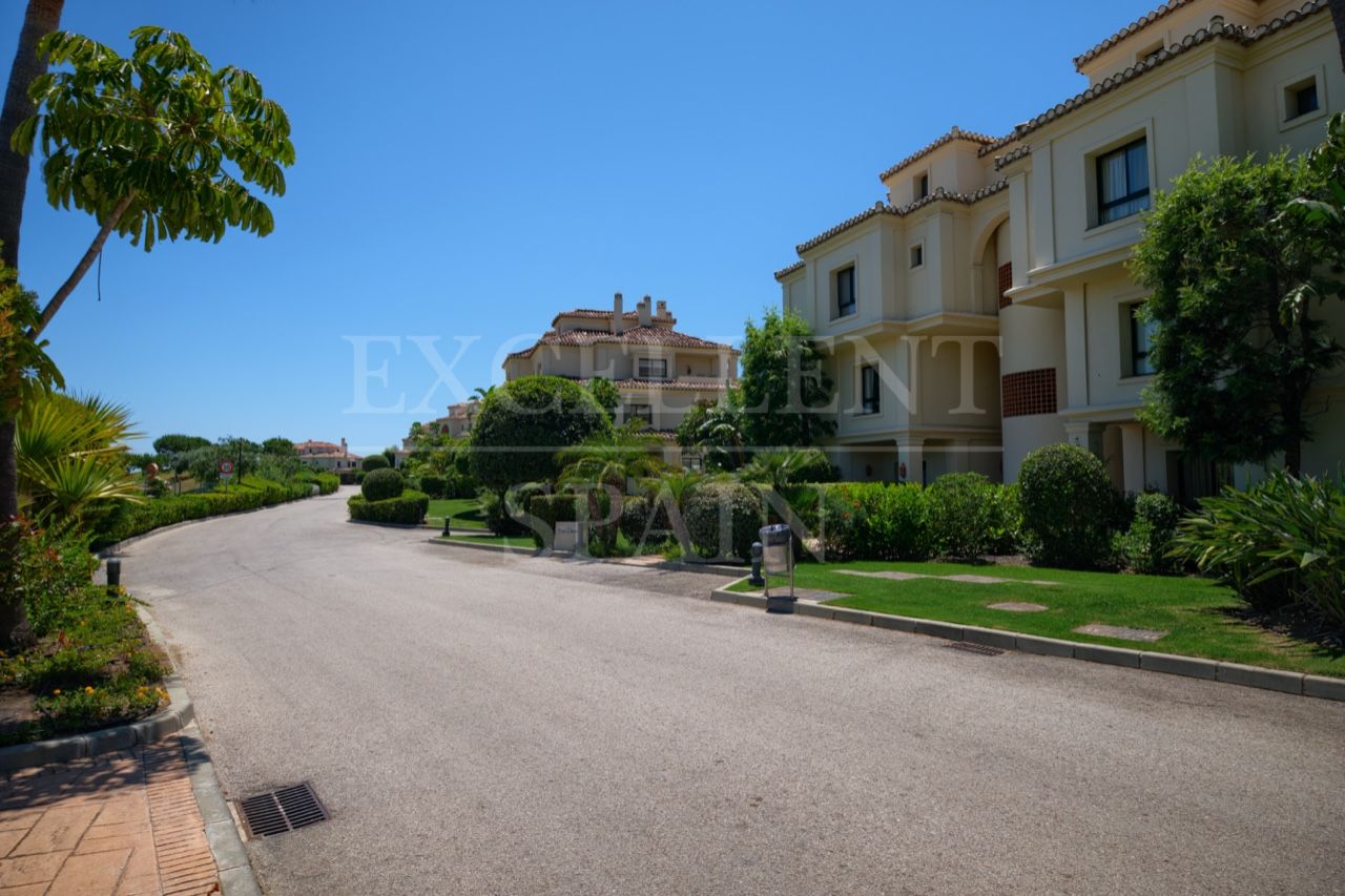 Penthaus in Los Capanes del Golf, Benahavis