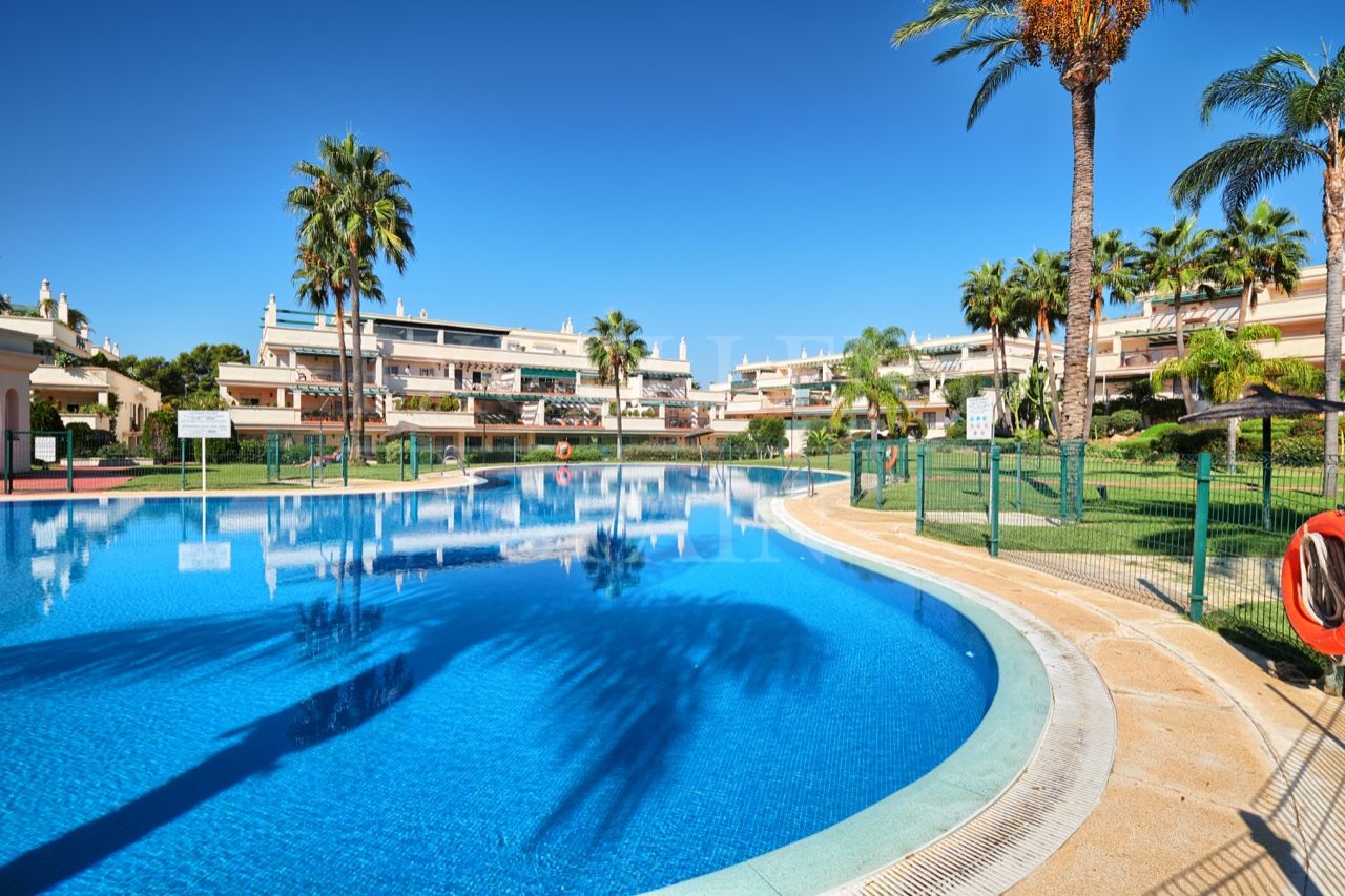 Penthouse in Lorcrimar, Nueva Andalucia