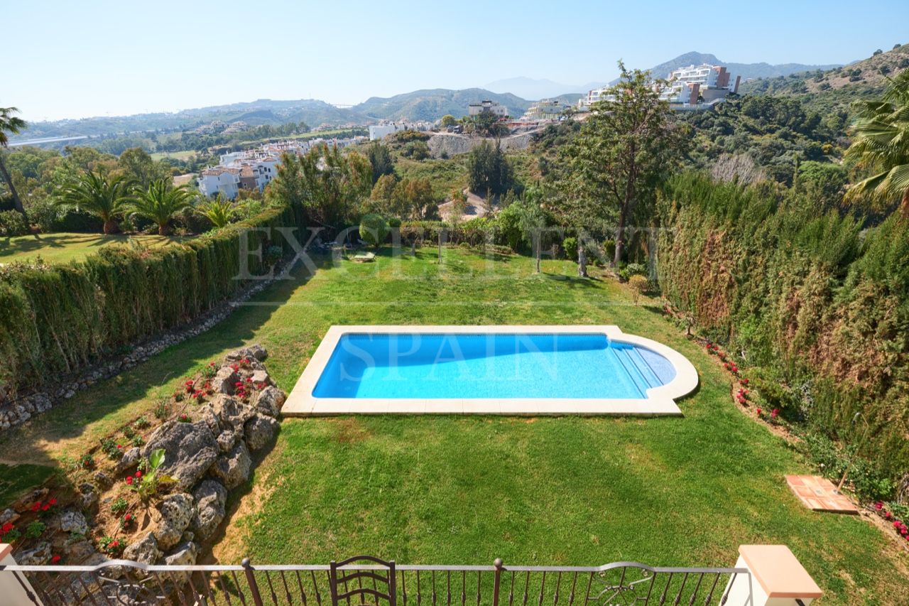 Villa in Puerto del Capitan, Benahavis