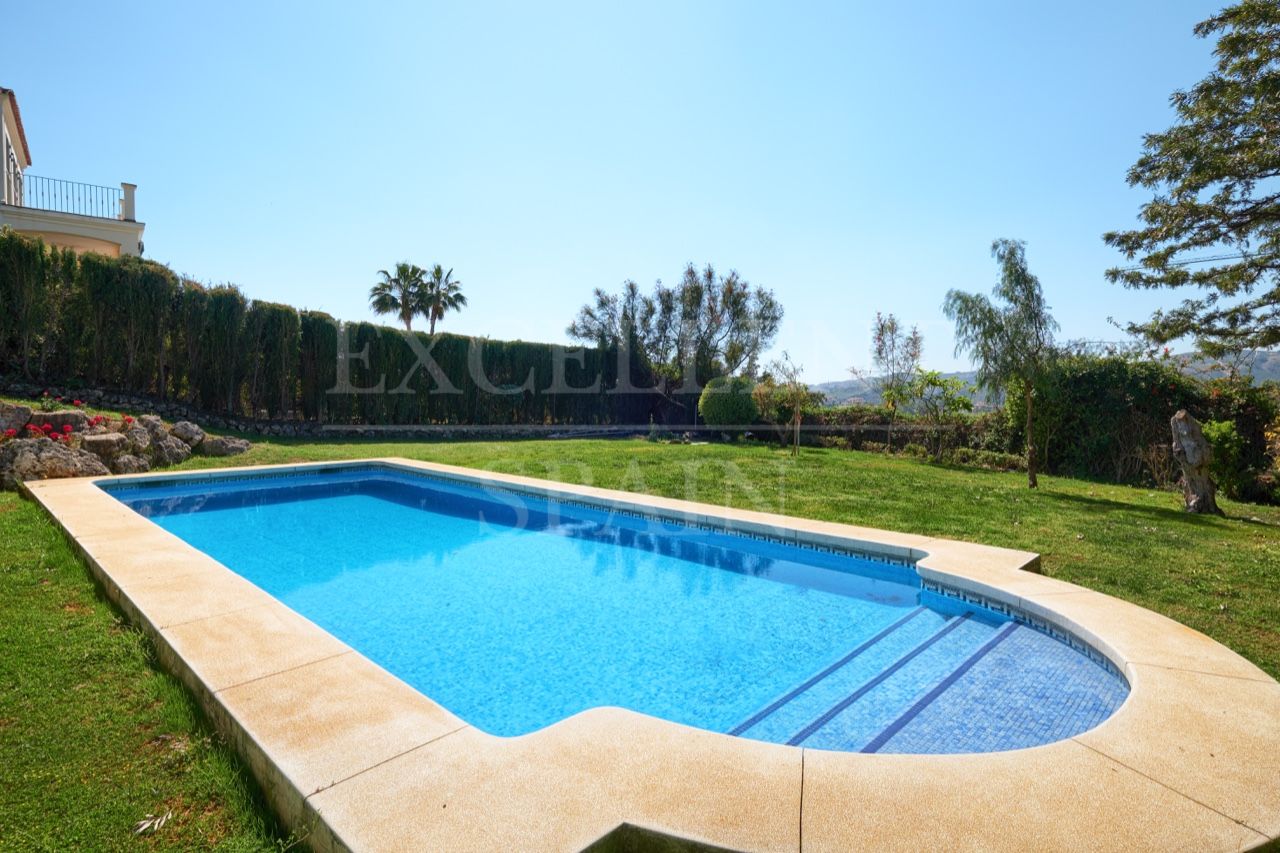 Villa in Puerto del Capitan, Benahavis