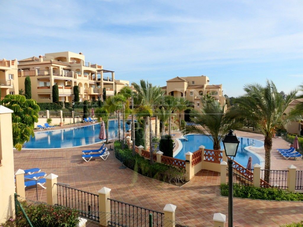 Apartamento en Marques de Atalaya, Estepona