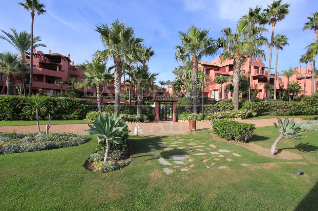 Penthaus in Menara Beach, Estepona