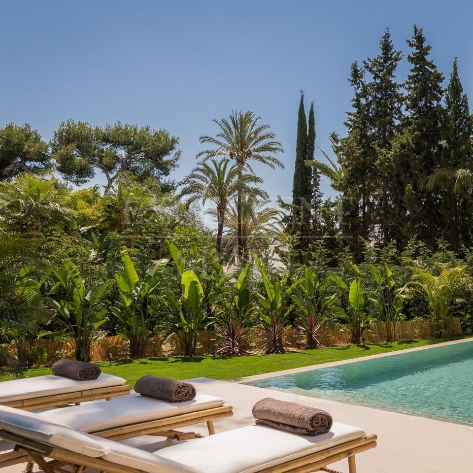 Villa in Los Monteros Playa, Marbella Ost