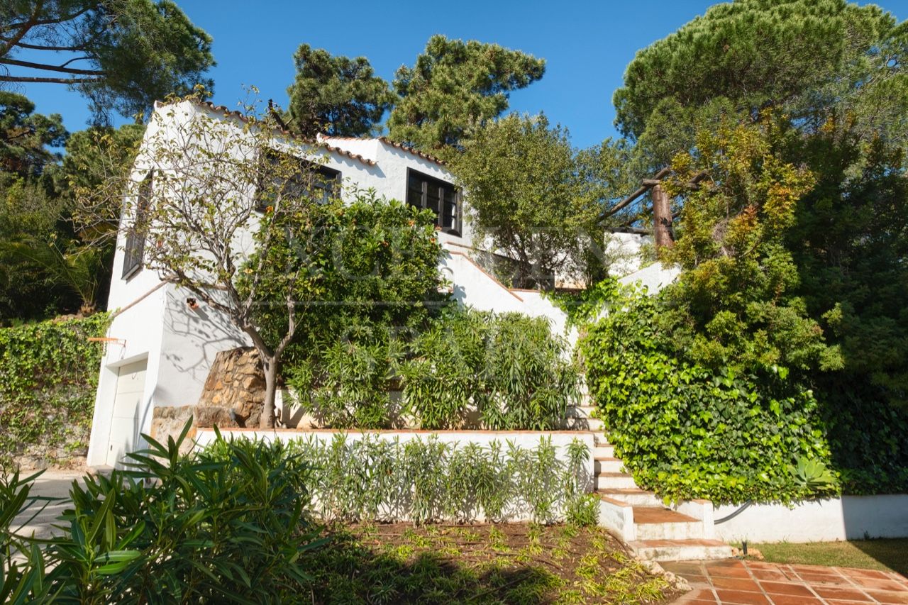 Villa en El Madroñal, Benahavis