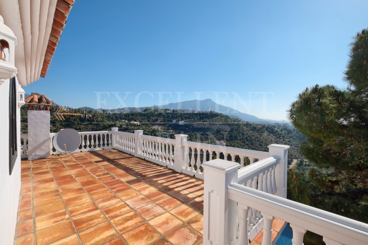 Villa in El Madroñal, Benahavis