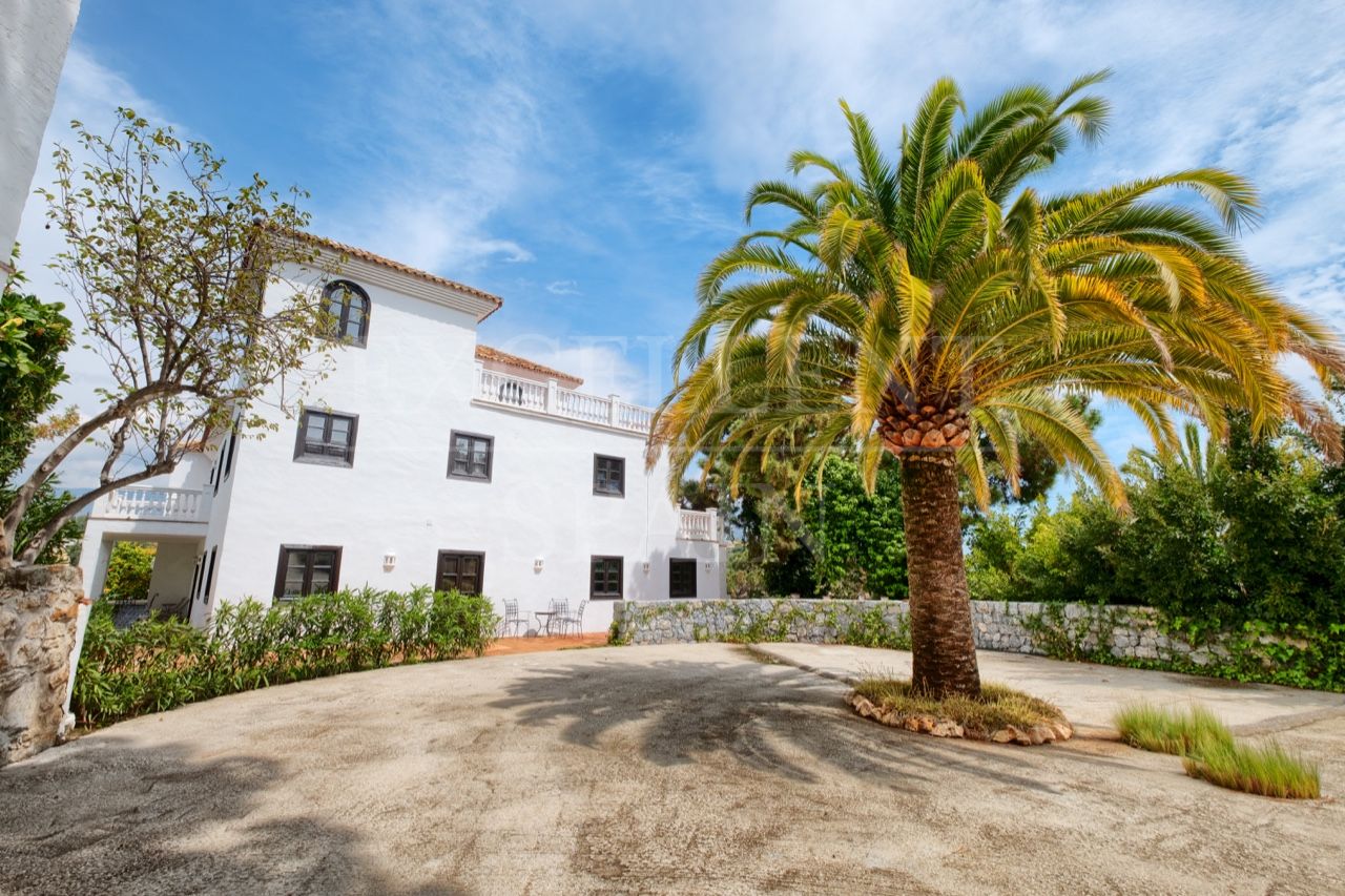 Villa en El Madroñal, Benahavis