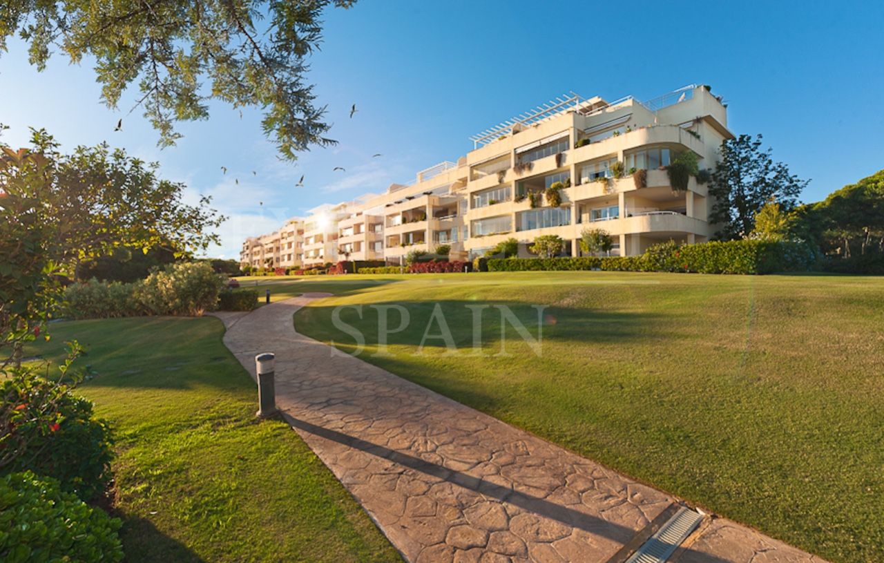 Penthouse in Los Granados de Cabopino, Marbella East