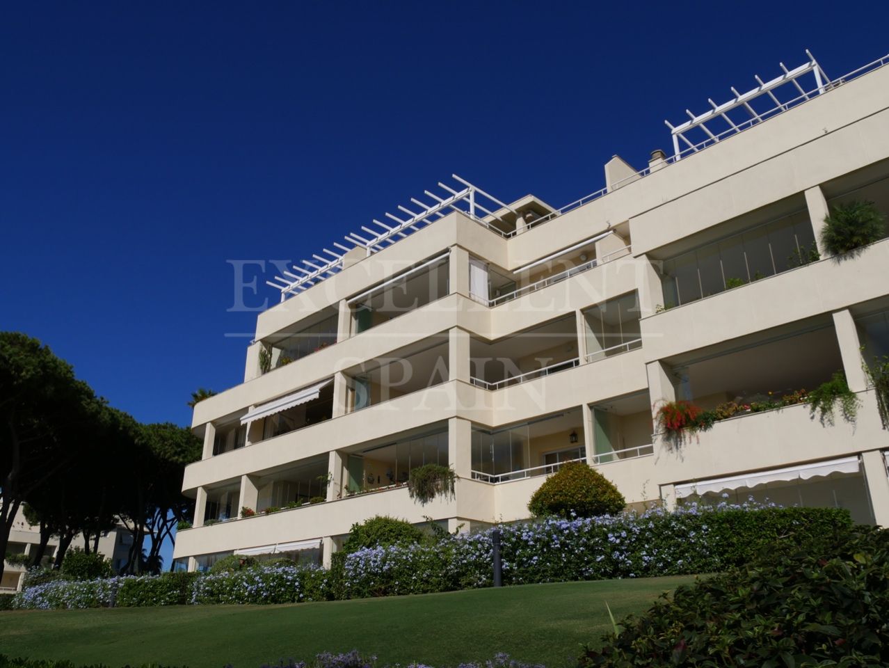 Penthouse in Los Granados de Cabopino, Marbella East