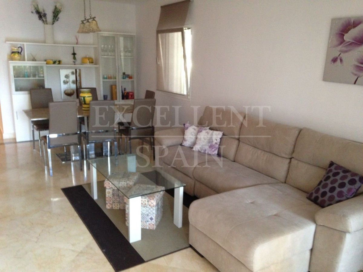 Appartement begane grond in El Presidente, Estepona