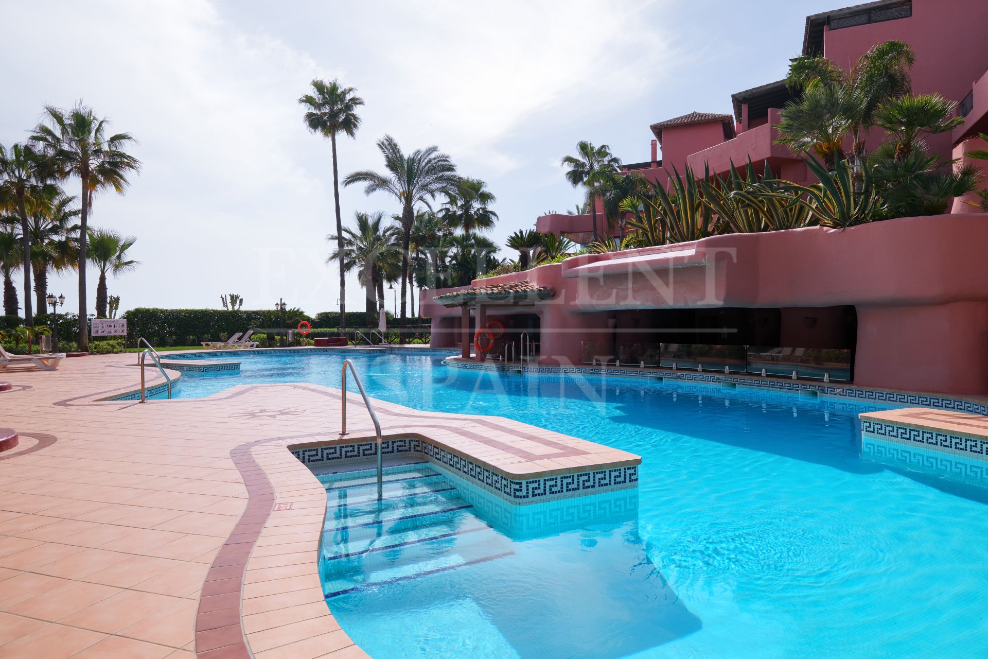 Apartamento Planta Baja en Almenara Beach, Estepona