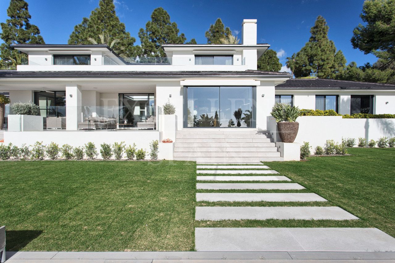 Villa in Hacienda las Chapas, Marbella East