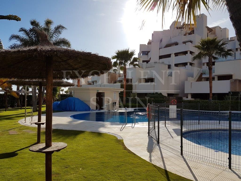 Appartement begane grond in Bahia de la Plata, Estepona