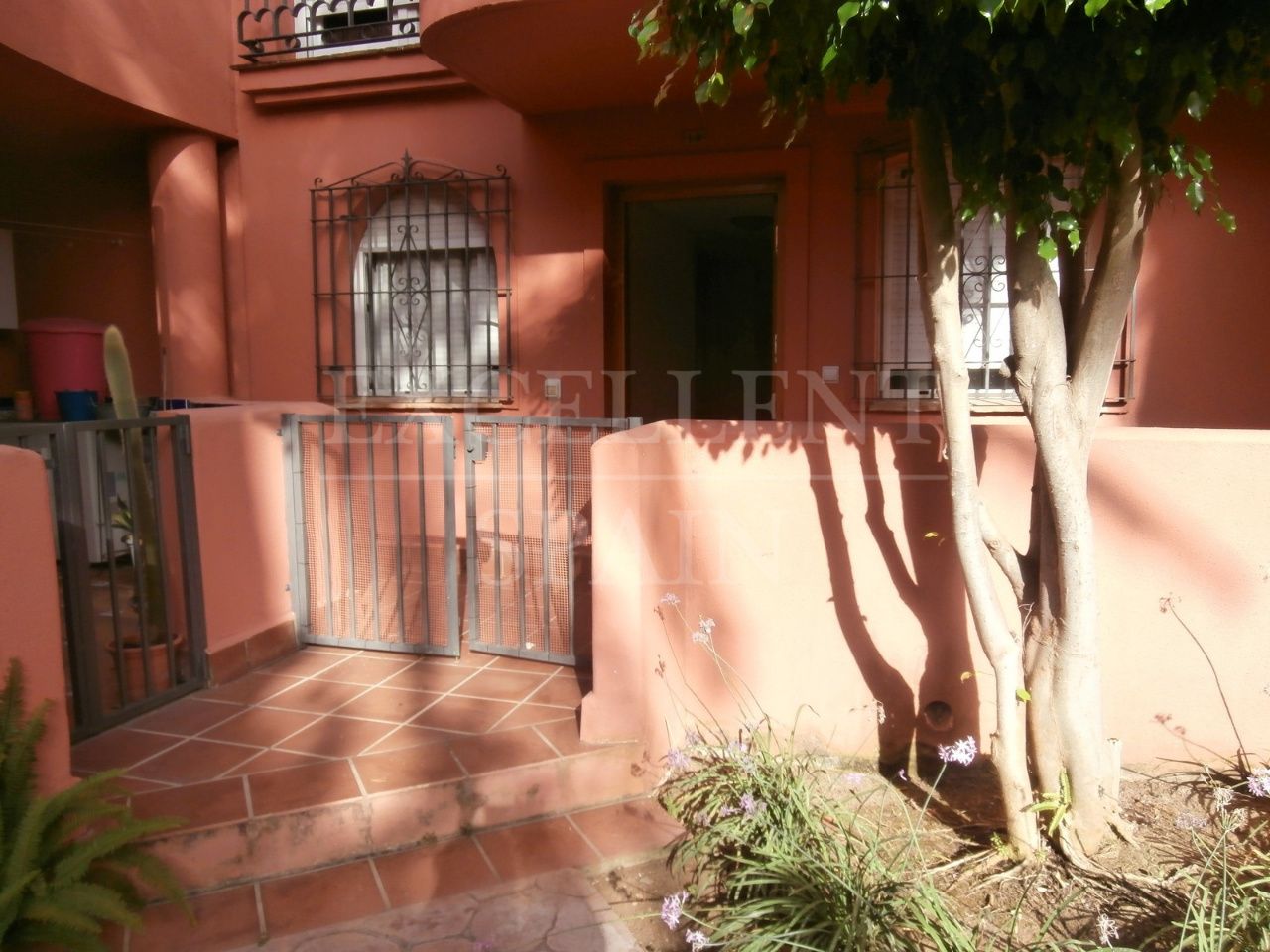 Appartement begane grond in El Rosario, Marbella Oost