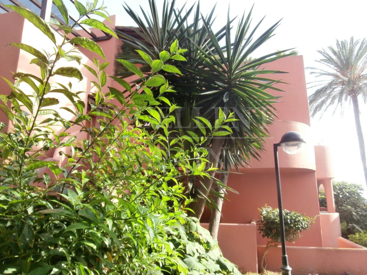 Апартамент на нижнем этаже в El Rosario, Восточная Марбелья
