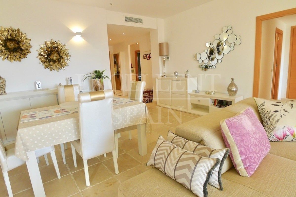 Apartamento en Four Seasons, Benahavis