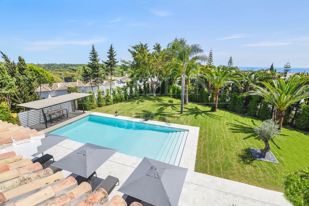 Villa in Elviria, Marbella East