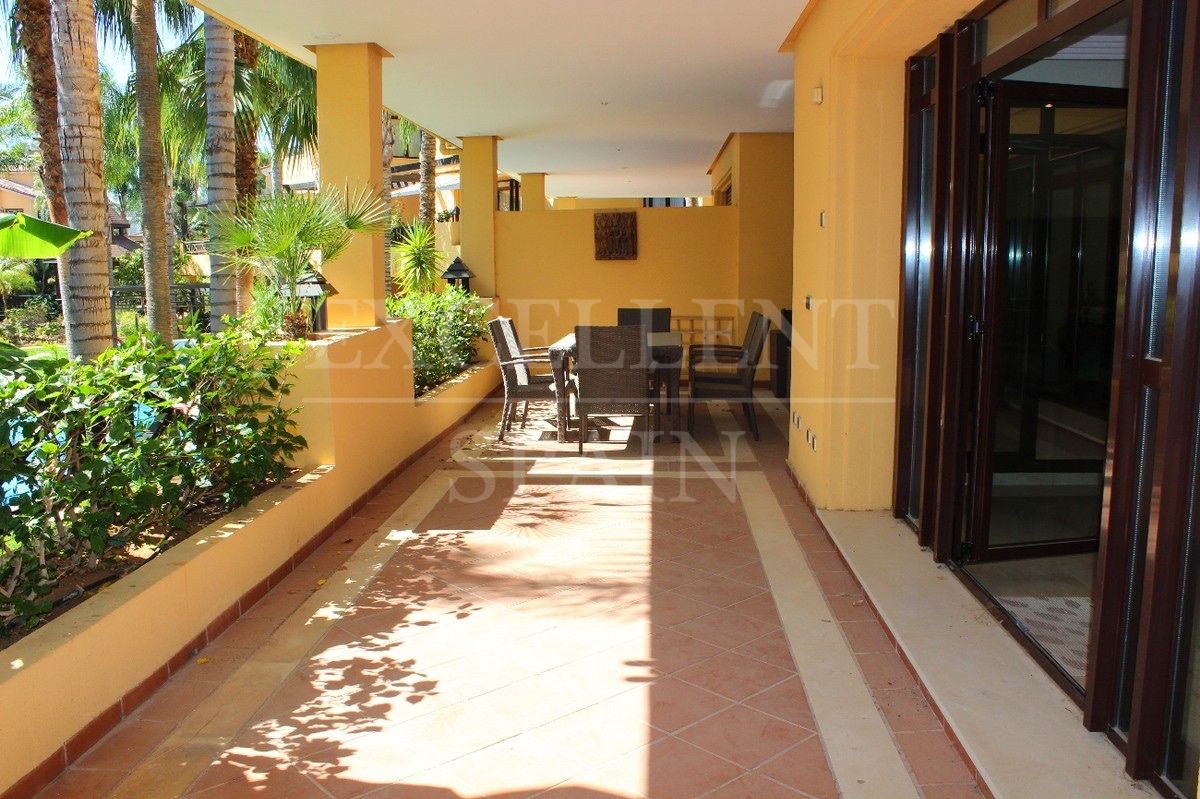 Appartement begane grond in Bahia de Banus, Marbella - Puerto Banus