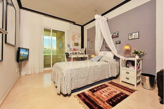 Penthouse in Los Granados de Cabopino, Marbella Oost