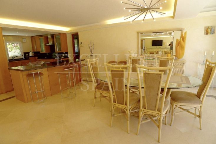 Villa en Altos Reales, Marbella Golden Mile