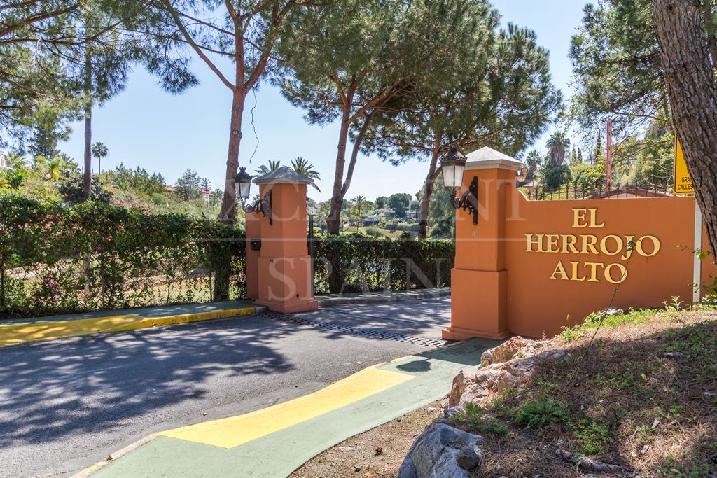 Villa en El Herrojo, Benahavis